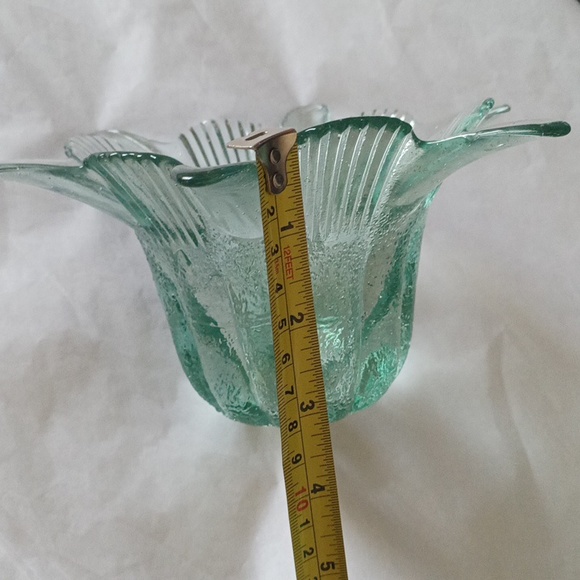 Kitchen Vintage Flower Petal Bowl Made With Recycled Glass Poshmark